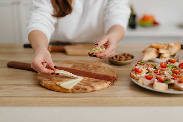Bite-Sized Food Preparation & Safe Feeding Training